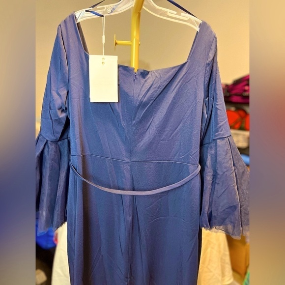 Mac Duggal 11233 Flounce Sleeve Square Neck Column Gown - Picture 7 of 10